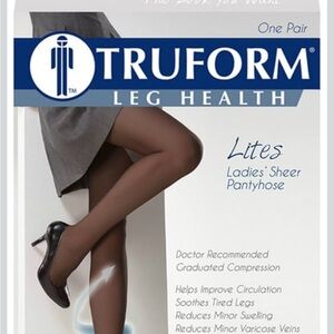 Truform Lites Ladies' Sheer Pantyhose - Brown